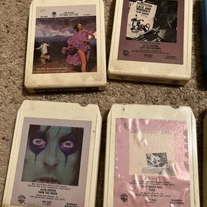 Eight tracks lot of 25